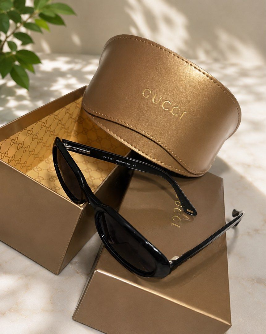 Gucci sunglasses (Category: Sunglasses & Eyewear) located in Cavite. Submitted by theluxurybyaalheebotique (Listing ID 1460278579, Image 2). Description: 🎌🎌2nd STREET Nagoya JAPAN🎌🎌 100% Authentic ‼️Sign of usage: see actual picture 👀Look closely to the image and make sure you are confirmed with the issue before minning. No return & No Refund Policy. Let’s not waste our TIME HERE. 🎞️All item shoot in uncleaned condition. Some dirt or dust w