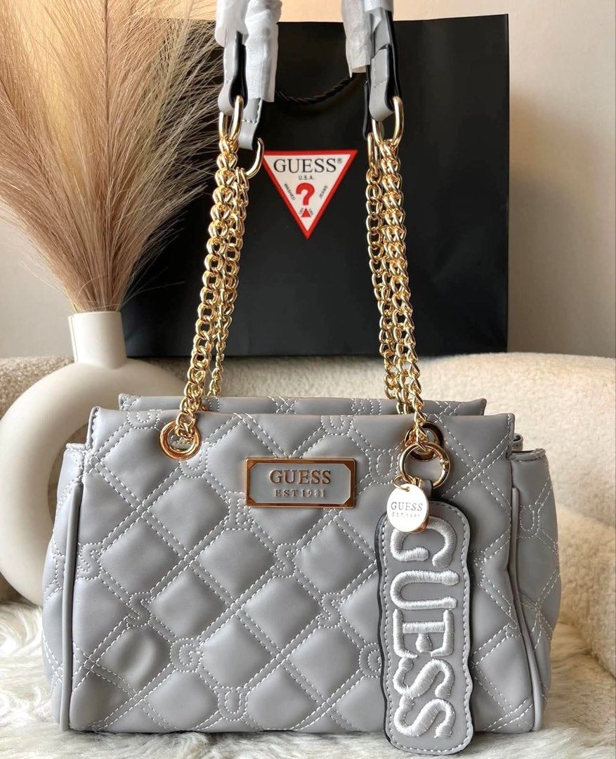Guess LOLLI GIRLFRIEND SATCHEL (Category: Cross-body Bags) located in Bulacan. Submitted by mykakarizza (Listing ID 1460200821, Image 3). Description: NAGBABALIK✨✨ ₱850 only G LOLLI GIRLFRIEND SATCHEL Size: 29 x 21 x 11 cm Add paperbag 100 📸 Actual pics! 🙋🏻‍♀️ ─── ✦ ─── ✦ ─── ✦ ─── ✦ ─── 🛍️ LOOKING FOR MORE RESELLERS 🛍️ ✨ Buy 3 pcs of ANY items — FREE SHIPPING NA!🚚 ✨ Buy 10 items → FREE SF + ₱50 OFF EACH! 💖 PM us for 30 pcs & up WS 🤍 #Mal