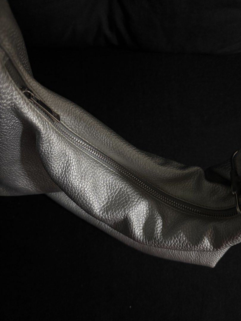 GVN Medium Hobo Bag in Silver (Heavy Pebbled) (Category: Shoulder Bags) located in Makati City. Submitted by _naacy (Listing ID 1460256975, Image 3). Description: FOR SALE GVN MEDIUM HOBO BAG IN SILVER (HEAVY PEBBLED) 🩶🪩 - Bought for 2,200php (slightly nego if sure buyer) - See photos for issues. (Signs of usage & minimal stain only). - Still in good condition since hindi masyado nagagamit. RFS: Not using anymore:(( even if i love it so much, s
