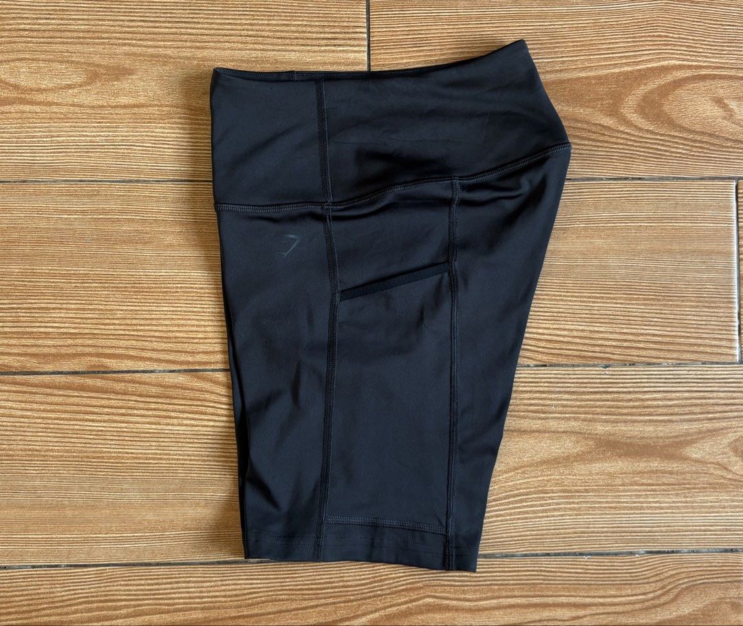 GYMSHARK SEAMLESS SIDE POCKET HIGH RISE SHORT (Category: Activewear) located in Makati City. Submitted by jnc__apparel (Listing ID 1460113165, Image 3). Description: 🏷️ GYMSHARK SEAMLESS SIDE POCKET HIGH RISE SHORT 📌 Waist: 24-26 📌 Length: 15.5 📌 Size: XS on tag ~ can fits up to Small 📌 Condition: Like new 📌 Color rate: 10/10 📌 Issue: None ✅ Washed and ready to wear.