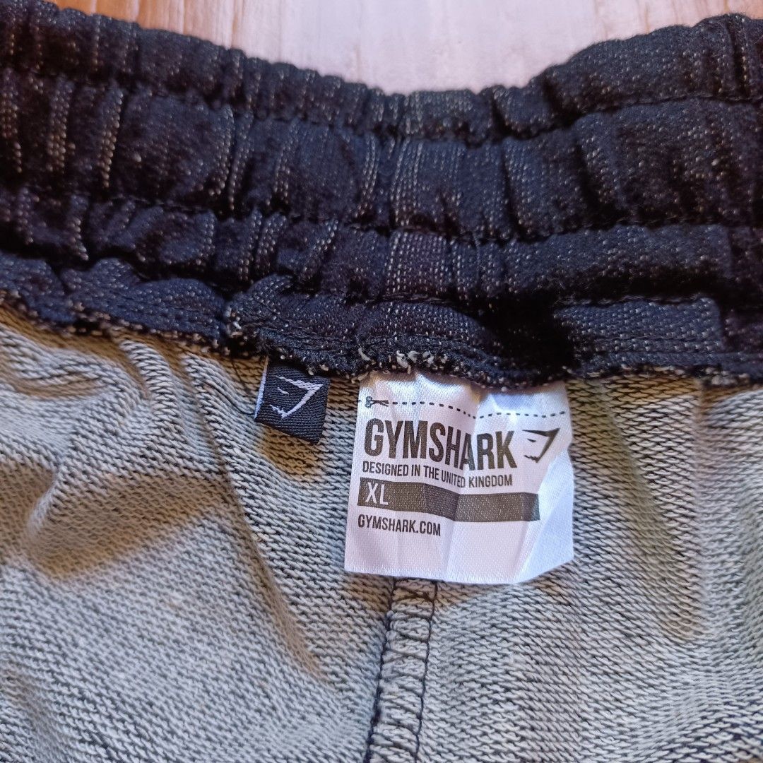 GYMSHARK SHORT (Category: Shorts) located in Baybay. Submitted by dathrifted (Listing ID 1460144538, Image 3). Description: GYMSHARK SHORT XL on tag Waistline- 30-36 Length- 21 AS NEW CONDITION PM if Interested 📩📩📩.