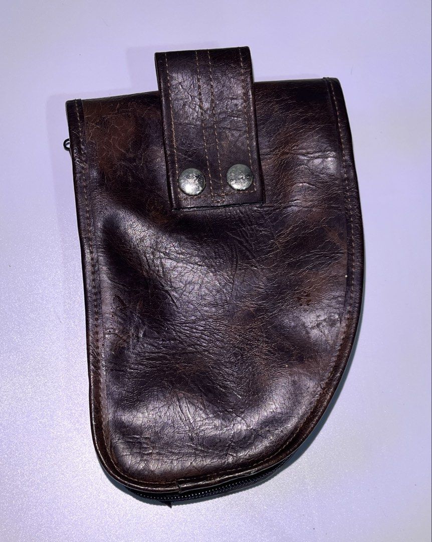 Harley Davidson (Category: Belt bags, Clutches and Pouches) located in Manila. Submitted by thrift-thrift00 (Listing ID 1460153883, Image 2). Description: Harley Davidson.