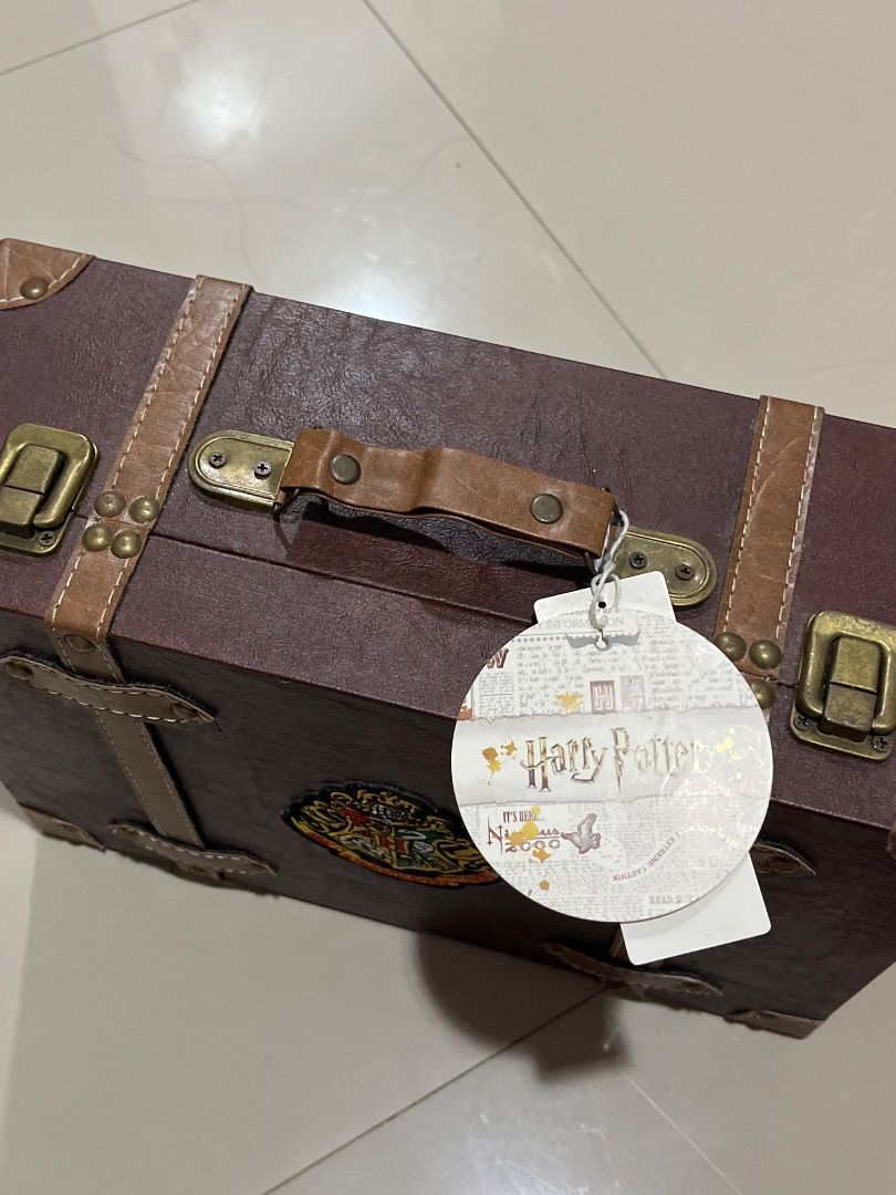 HARRY POTTER HOGWARTS LUGGAGE TRUNK (Category: Luxury Bags & Wallets) located in Imus. Submitted by zealturtle.286e76 (Listing ID 1460289357, Image 2). Description: Good for potter heads/collector!! Brand new, never been used. .