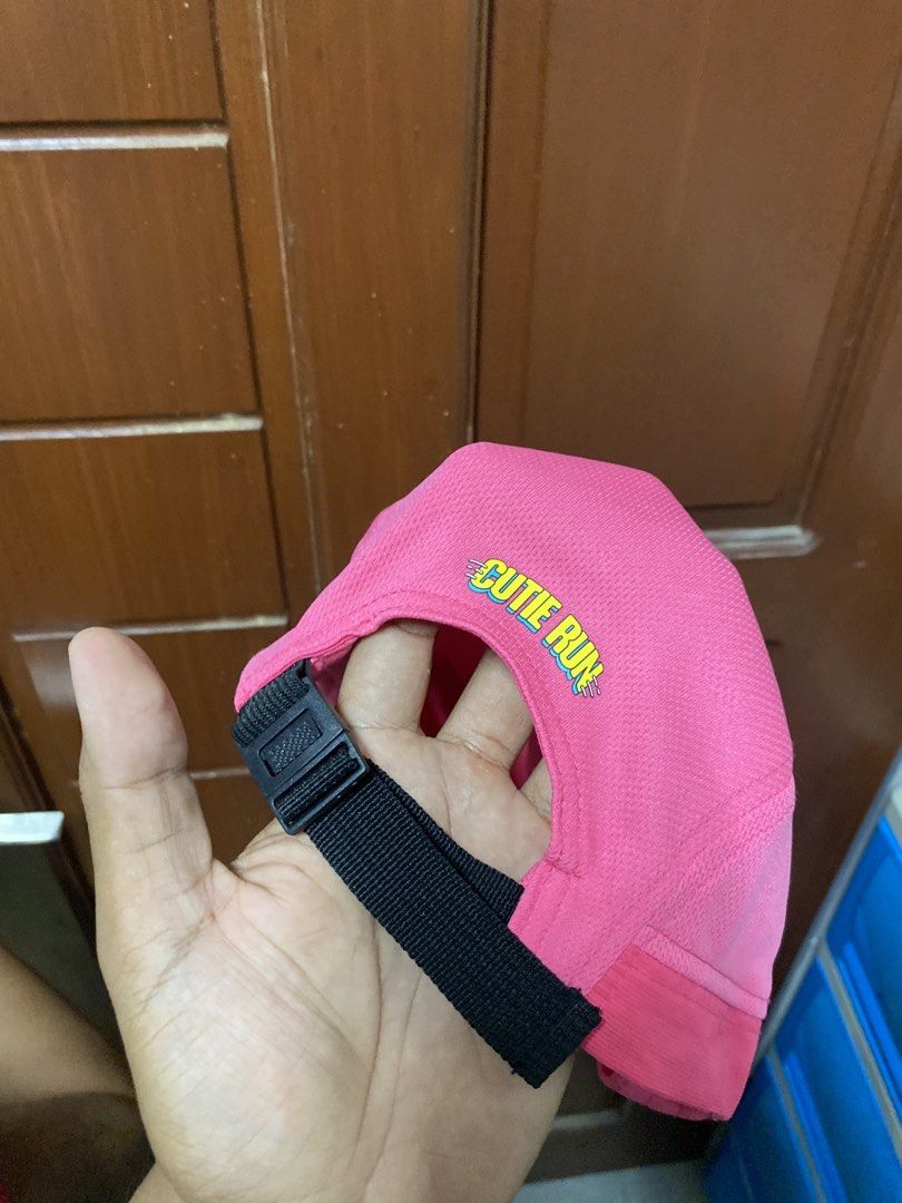 Hello Kitty 5 Panel Running Cap (Category: Caps & Hats) located in Davao. Submitted by workmensph (Listing ID 1460192757, Image 2). Description: OSFA Excellent Condition.
