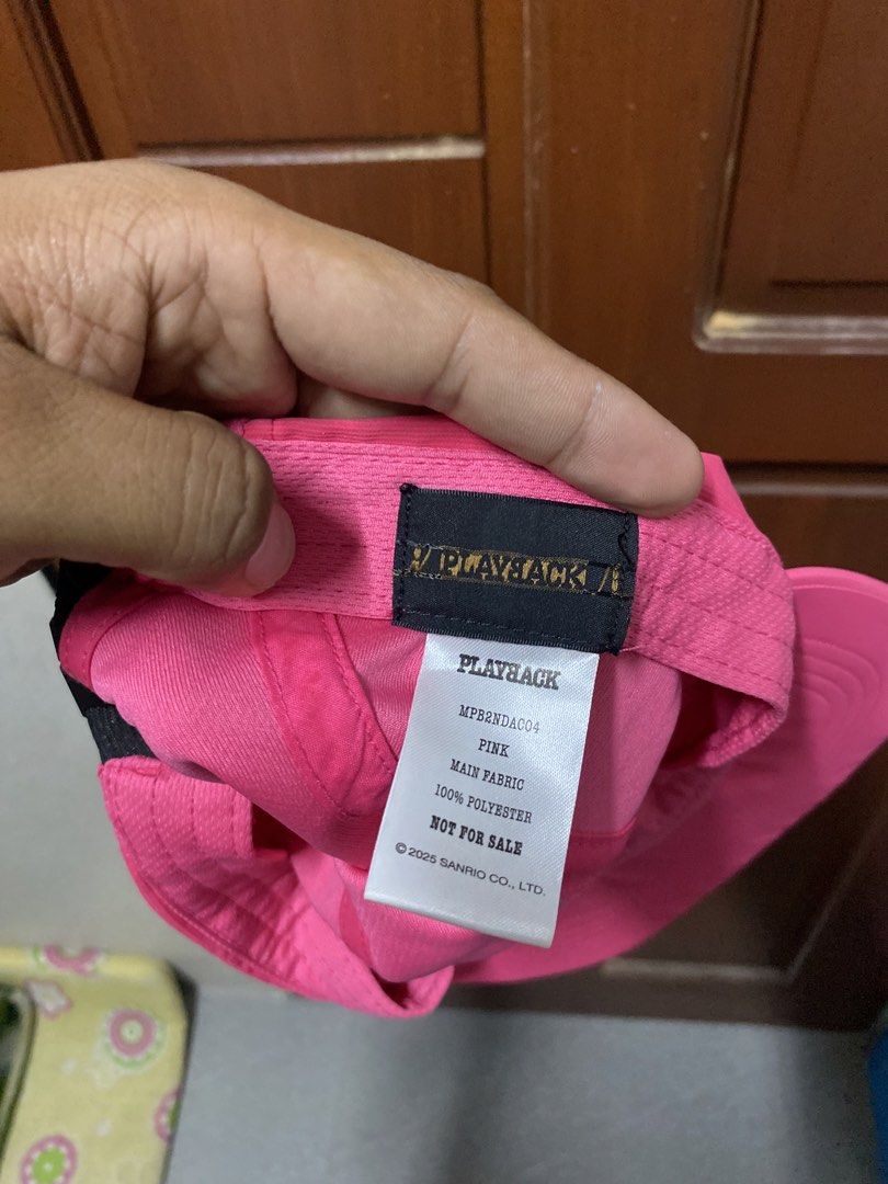 Hello Kitty 5 Panel Running Cap (Category: Caps & Hats) located in Davao. Submitted by workmensph (Listing ID 1460192757, Image 3). Description: OSFA Excellent Condition.