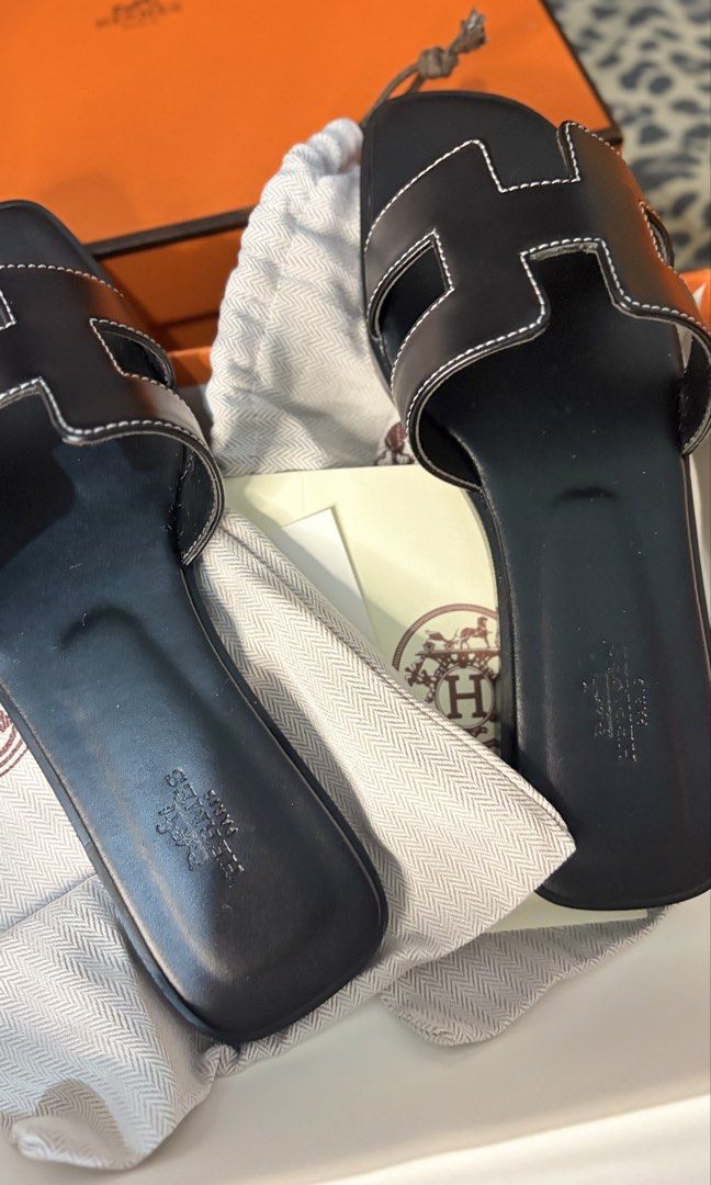 Hermes Oran size 36 (Category: Sneakers & Footwear) located in Manila. Submitted by the.japan.collectives (Listing ID 1460260076, Image 3). Description: .