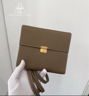 （分類：）位於 。 由 chingchingluxury 提交（商品編號 1460128679，圖片 1）。簡介： 。