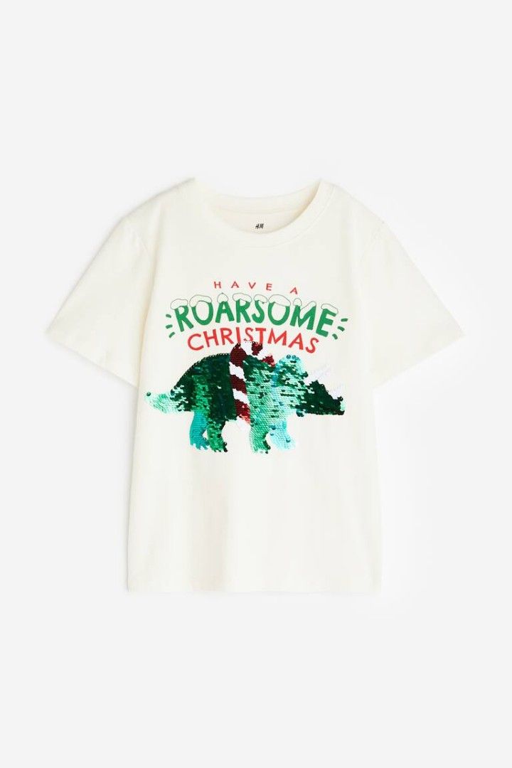 H&M Kids Christmas Sequin T-Shirts Bundle (2pcs) (Category: Babies & Kids Fashion) located in Cavite. Submitted by helpusdeclutter (Listing ID 1441282034, Image 1). Description: H&M Kids Christmas Sequin T-Shirts Store bought. Barely used. in like new condition. Size 6-8 years old SRP : P599 each. Selling for P500 for the set. Features a fun Christmas graphic with reversible sequins..