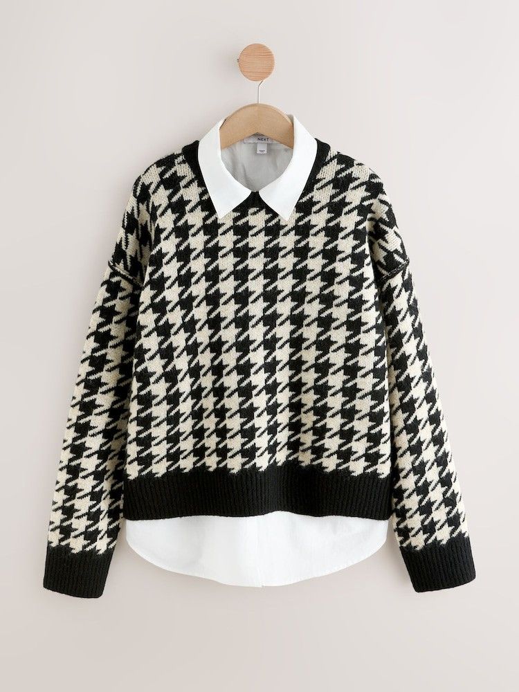 H&M Knitted Houndstooth Sweater (Category: Longsleeves) located in Alburquerque. Submitted by thriftyssential (Listing ID 1460124327, Image 1). Description: 🌸H&M Knitted Houndstooth Sweater 🔸Size: Small on tag . Fits Small-Large since size is oversized 🔸 Condition: in excellent condition. No flaws . 🔸 PHP 280 only✨ ‼️FIXED PRICE FOR ITEMS ON SALE‼️ 🔸 Color may vary due to lighting 🔸 Personal preloved 🔸 No when worn photos 🔸Ready to use or