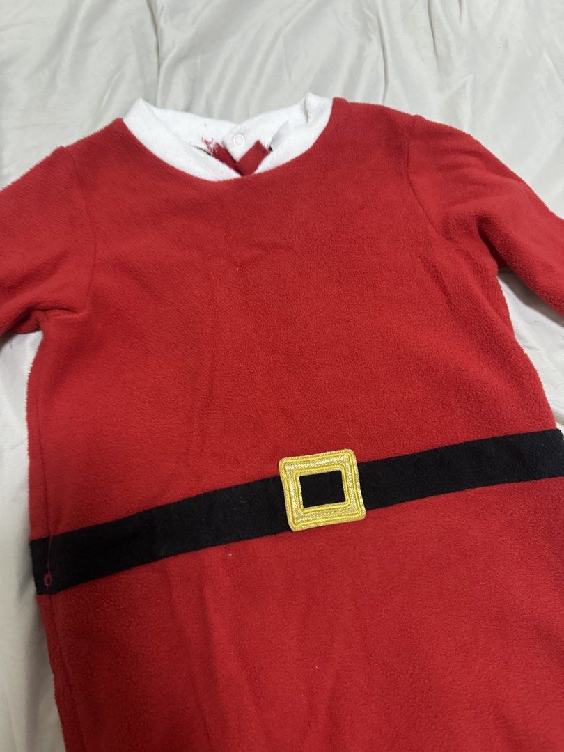 H&M Santa Costume for Babies (Category: Babies & Kids Fashion) located in Manila. Submitted by dejunk.mnl (Listing ID 1460173390, Image 2). Description: For 1-2 years old Good as new.