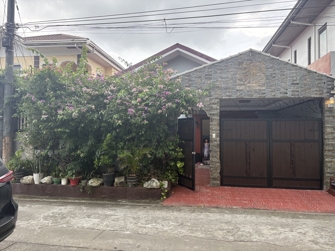 (Category: ) located in . Submitted by ilonajanecabutotan49.49 (Listing ID 1460304697, Image 1). Description: .