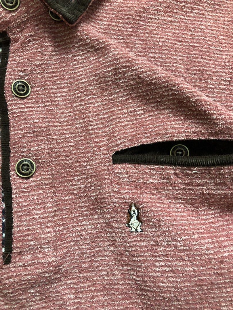 HUSH PUPPY POLO LONGSLEEVE (Category: Coats, Jackets and Outerwear) located in Cavite. Submitted by secondhandco.archive552 (Listing ID 1460276932, Image 3). Description: HUSH PUPPY POLO LONGSLEEVE 📌W(23) L(29) 📌ISSUE: N/A 📌COLOR RATE: 9.9/10 📌CONDITION: 9.9/10 .