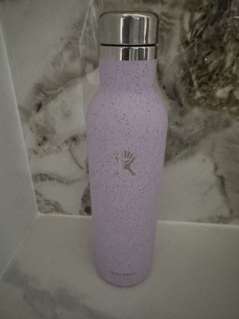 Hydro Flask 25 oz Water Bottle - Speckled Lavender (Category: Water Bottles & Tumblers) located in Manila. Submitted by decluterthings888 (Listing ID 1460198217, Image 1). Description: - 25 oz Hydro Flask water bottle - Beautiful speckled lavender color - Dishwasher safe for easy cleaning - Perfect for gym, work, and everyday hydration.
