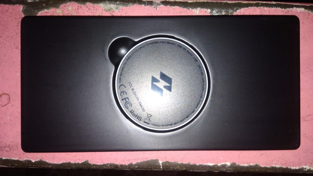 Infinix Magnetic Cellphone Charger (Category: Chargers & Cables) located in Makati City. Submitted by julz2026 (Listing ID 1460228460, Image 2). Description: - Infinix MagPad Wireless Magnetic Charger - 15W Fast Charging - Sleek, light zinc alloy shel - Output: 5W/7.5W/10W/15W - Single Type-C port -Price is fixed .