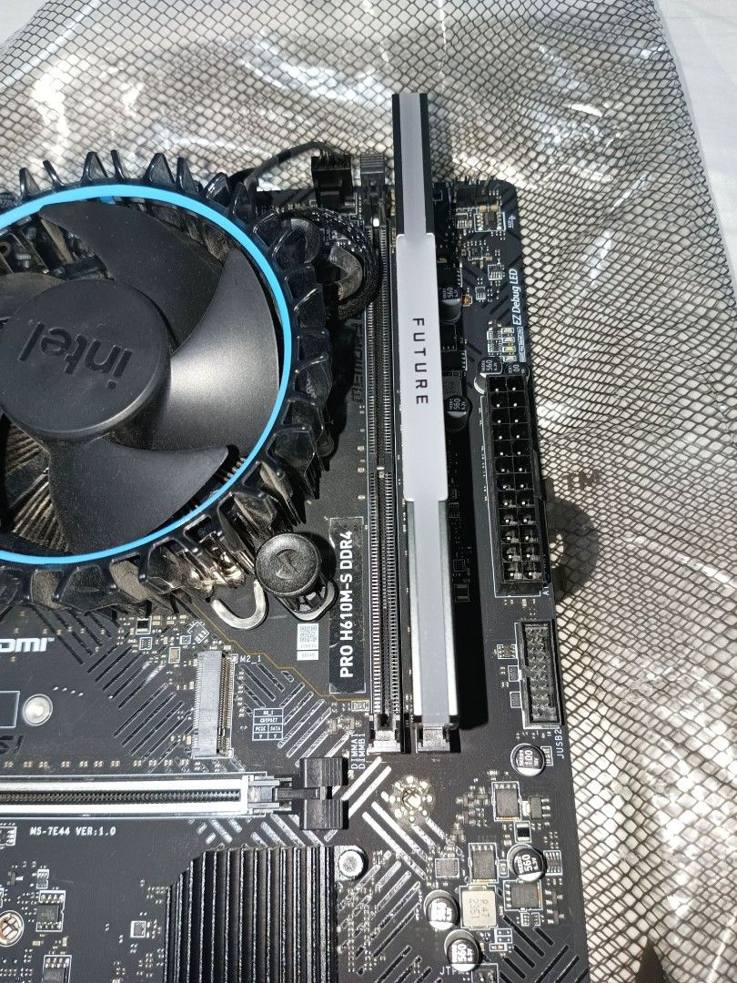 INTEL i5-12400 + MSI H610M-S DDR4 (Category: Desktops) located in Naga. Submitted by alabyuuuu (Listing ID 1460254001, Image 2). Description: 🔥 INTEL i5-12400 + MSI H610M-S DDR4 — ₱8,500 🔥 Perfect for gaming, work, school, editing, and everyday use! Great upgrade for an affordable DDR4 build. 📦 INCLUDED: ✅ Intel Core i5-12400 • 6 Cores / 12 Threads • Up to 4.4GHz Turbo • Excellent performance for gaming & productivity • Intel UHD Graphics 730 