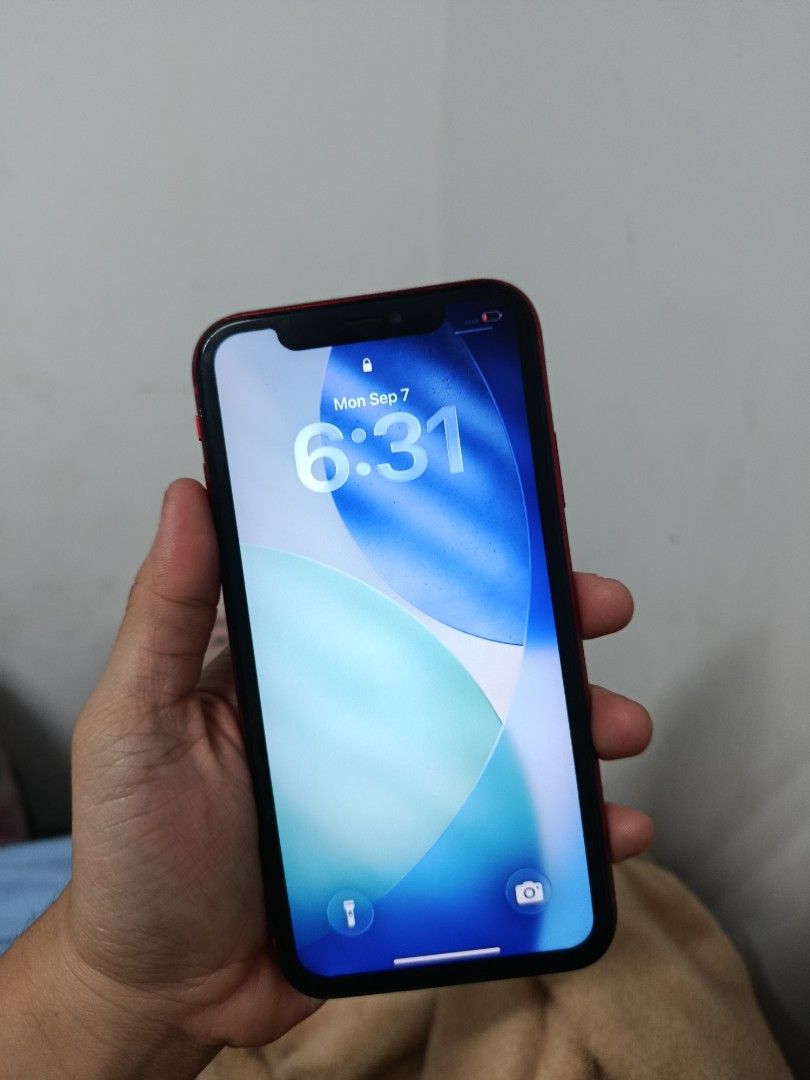 IPHONE 11 128GB Rush (Category: iPhone X Series) located in Manila. Submitted by iqyashi (Listing ID 1460248834, Image 1). Description: IPHONE 11 128GB price: 7800 slightly nego ✅ UNLI RESET UNLI CHECK ✅ NO SIM RESTRICTION ✅ HAVE FACE ID & TRUETONE ✅ Z/PA VARIANT ✅ 128GB ✅ 71BH (sobrang kunat) ✅ NO HIDDEN ISSUE Honest Issue: Replaced LCD Inclusion: Unit & Box only.