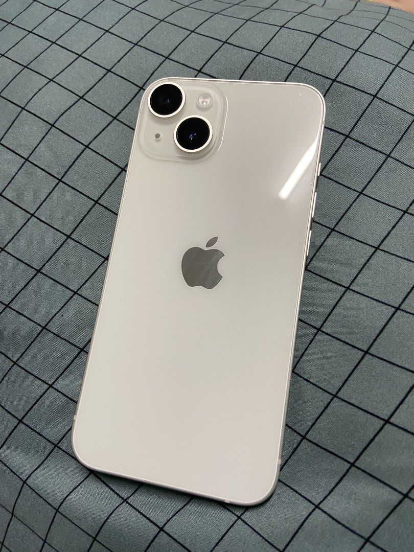 iphone 14 starlight with box no charger (Category: iPhone 14 Series) located in Iloilo. Submitted by cropptspicy (Listing ID 1460238924, Image 2). Description: Iloilo City location. Can do meet up and delivery outside of iloilo city. Through LBC only or JnT..