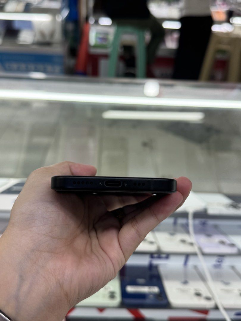 IPHONE 15 96%BH FACTORY UNLOCK (Category: iPhone 15 Series) located in San Juan City. Submitted by aynaagadgets (Listing ID 1460252878, Image 3). Description: IPHONE 15 128GB FACTORY UNLOCK SEPTEMBER 2026 STALL #: XB-07 FOR SALE | TRADE / SWAP PASS SA MGA SCAMMERS / THIRD PARTY (RFS: Buy and Sell) ⬇️DETAILS⬇️ •128 GB (Other storage is also available) •Black (Other color is also available but price may vary) •96%bh •NTC Variant •95% Smooth •Trueto