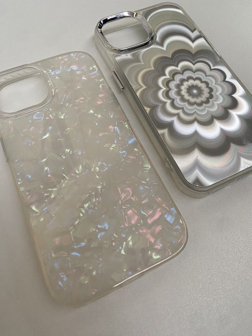 Iridescent Phone Case (iPhone 15) (Category: Cases & Sleeves) located in Pasig City. Submitted by itscoletteannika (Listing ID 1460290379, Image 2). Description: Unused, just stored Take both for Php 300.