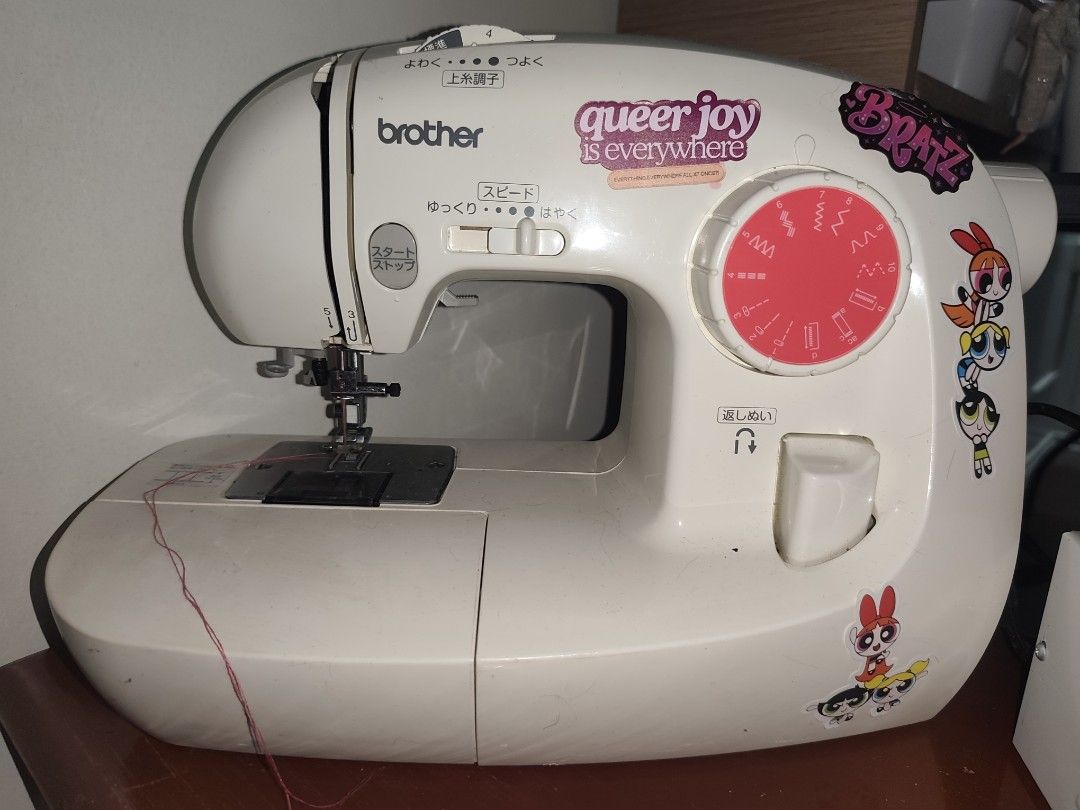 JAPAN SURPLUS SEWING MACHINE (Category: Craft Supplies & Tools) located in Manila. Submitted by dzeidzei05 (Listing ID 1460276366, Image 2). Description: JAPAN SURPLUS SEWING MACHINE FOR SALE -In good working condition -No issues -Seldomly used -Press-button operation -Includes transformer LOCATION: Novaliches, Quezon City Preferably within Metro Manila only. MOD: Lalamove PM for inquiries and more details..