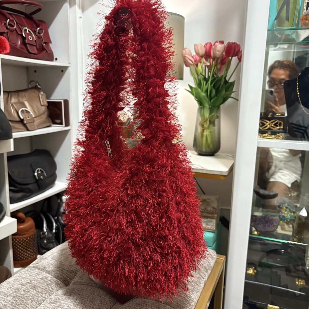 Japan Ted Fur shoulder bag / hobo bag (Category: Shoulder Bags) located in Binangonan. Submitted by makoleksyon (Listing ID 1460290621, Image 2). Description: Excellent condition Like new No flaws Size : H-10x W-13 x D-3 inches Bought in Japan.