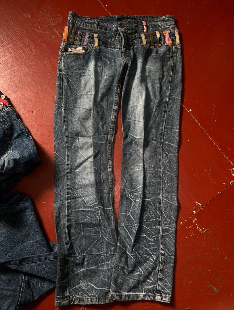 Japanese Double Waist Jeans (Category: Jeans) located in Lucena. Submitted by proxyhere (Listing ID 1460206449, Image 3). Description: Japanese Double Waist Jeans jungle storm double waist jeans size 32 length 39 thighs 11 knee 8 leg op 7.5 inseam 11.5 Japanese Label with Studds, Rhinestones. size 31 length 40 thighs 10 knee 7.5 leg op 6.5 .