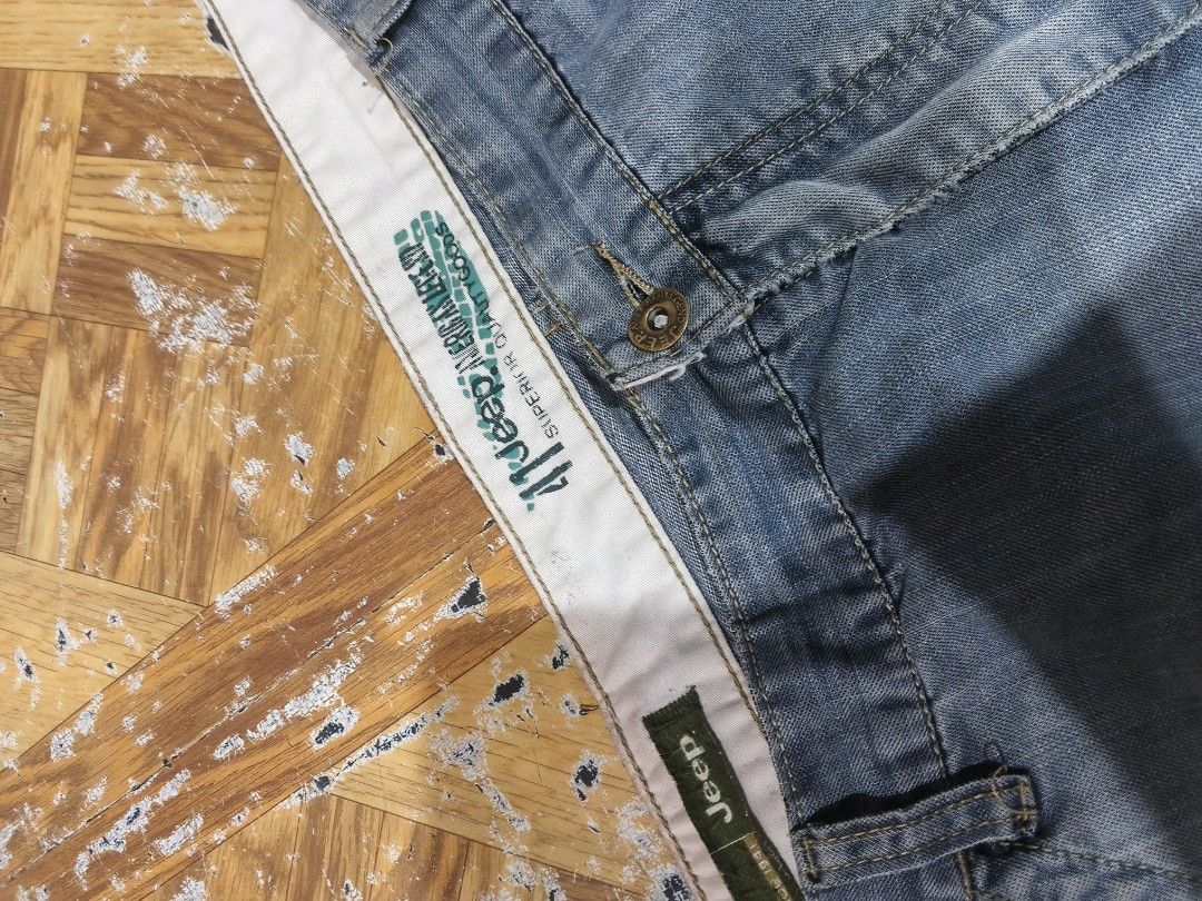 Jeep Denim Shorts (Category: Shorts) located in Indang. Submitted by shanlennon09 (Listing ID 1460200806, Image 2). Description: - Brand: Jeep - waist 40 - Style: Light wash denim shorts - Features: Classic five-pocket design, button and zip closure - Fit: Comfortable for everyday wear - Occasion: Great for casual outings.