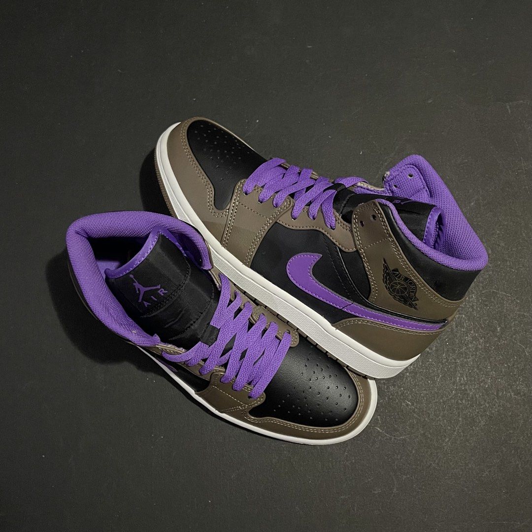 Jordan 1 Mid Palomino (Category: Sneakers) located in Manila. Submitted by sole_origin (Listing ID 1460195948, Image 2). Description: FOR SALE Jordan 1 Mid Palomino Size: 7mens / 25cm Brandnew with original box -₱3,700 only Shipping via LBC / J&T / JRS / Lalamove 📍BGC, Taguig.