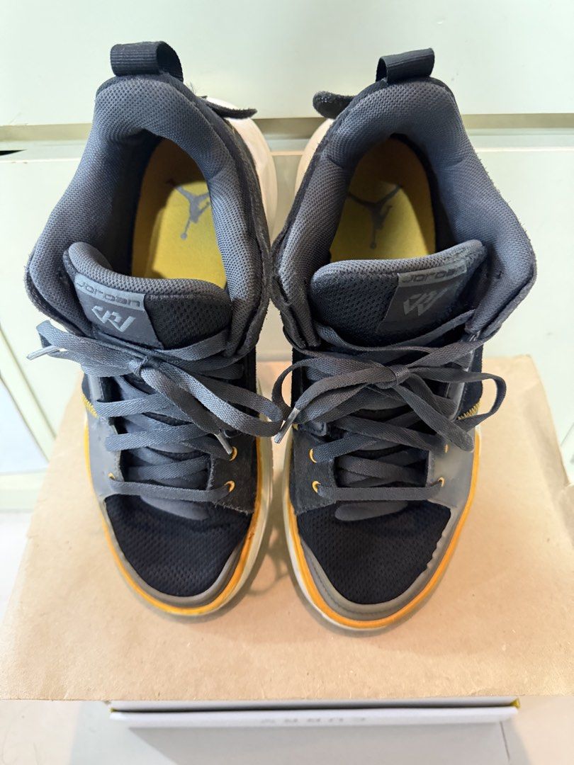 Jordan One Take 5 Men’s Size US 10 Php 500! (Category: Sneakers) located in Marikina City. Submitted by ColossusB (Listing ID 1460112543, Image 3). Description: Jordan One Take 5 Men’s Size US 10 Php 500! Authentic See pics for issues No Sole sep Payment thru GCash or BPI bank transfer *meet up places: ✅ Marikina and lower Antipolo ✅Shipping: Nationwide cost is at buyer’s expense thru Grab, Lalamove or LBC ✅COD available but buyer has to book it 