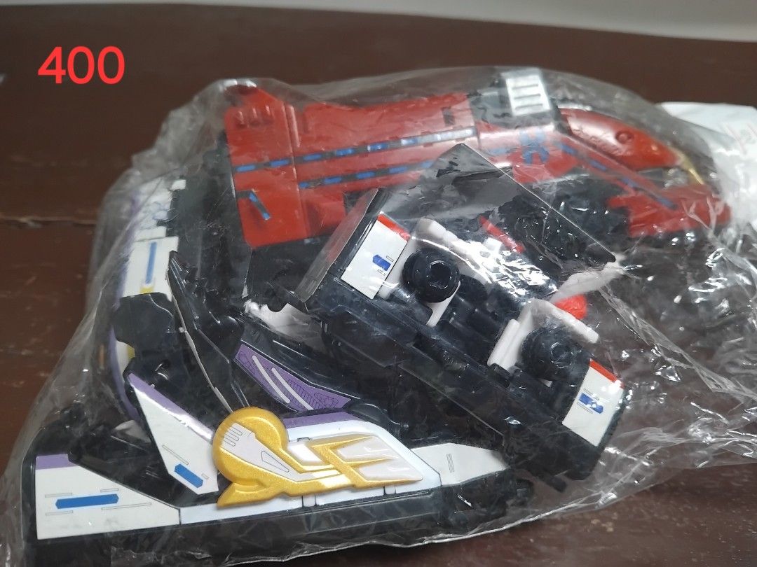 Kamen Rider dx (Category: Action & Battle Toys) located in San Fernando. Submitted by imlikeabird (Listing ID 1460248786, Image 2). Description: see photos above .