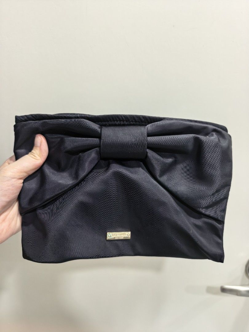 Kate Spade Clutch Bag (Category: Purses & Pouches) located in Taguig. Submitted by ariasclosetph (Listing ID 1460166420, Image 1). Description: .