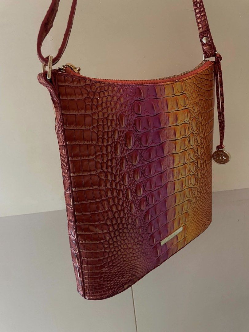 Katie Crossbody Bag (Category: Luxury Bags & Wallets) located in Manila. Submitted by thevintagebow (Listing ID 1460193285, Image 3). Description: Sunset Luxury: Authentic Brahmin Katie Crossbody in Glam Ombre Melbourne 🌅 Turn heads wherever you go with this breathtaking statement piece! Featuring Brahmin’s signature, exquisite crocodile-embossed leather in a vibrant sunset ombre finish, perfectly finished with polished gold-tone hardware. ✨ Pri