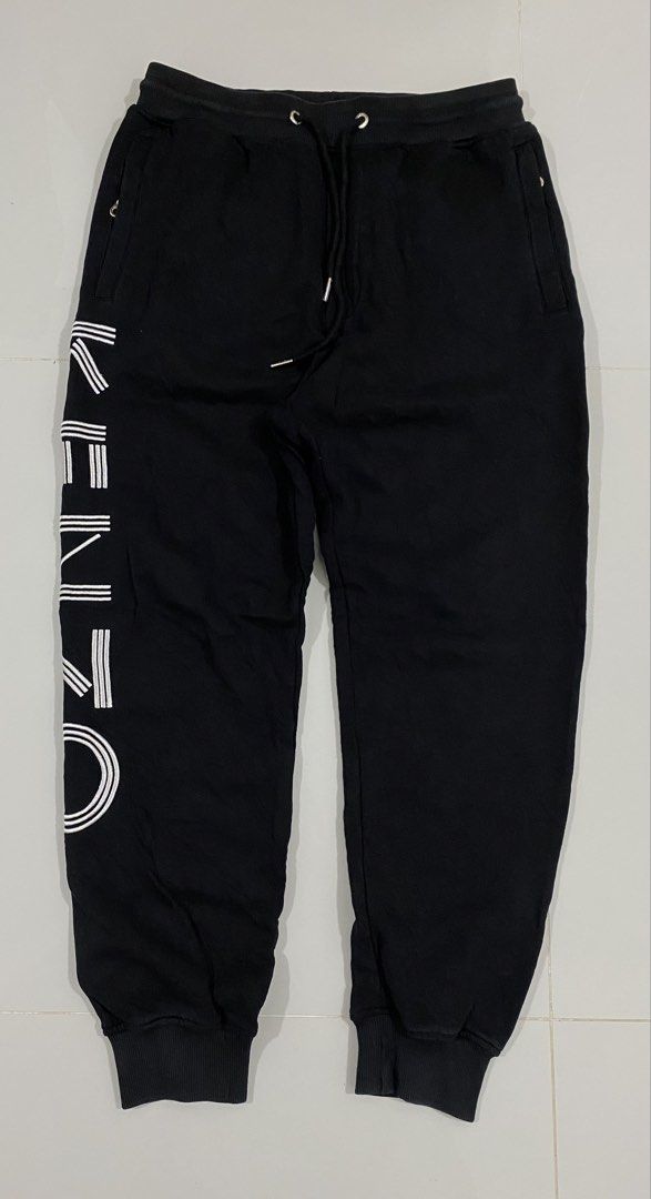 Kenzo Cuffed Pants (Category: Joggers) located in Manila. Submitted by castromerb32733 (Listing ID 1460130107, Image 1). Description: Kenzo Cuffed Pants Embroid design Waist 30-40 Lenght 40 Good condition Need wash.