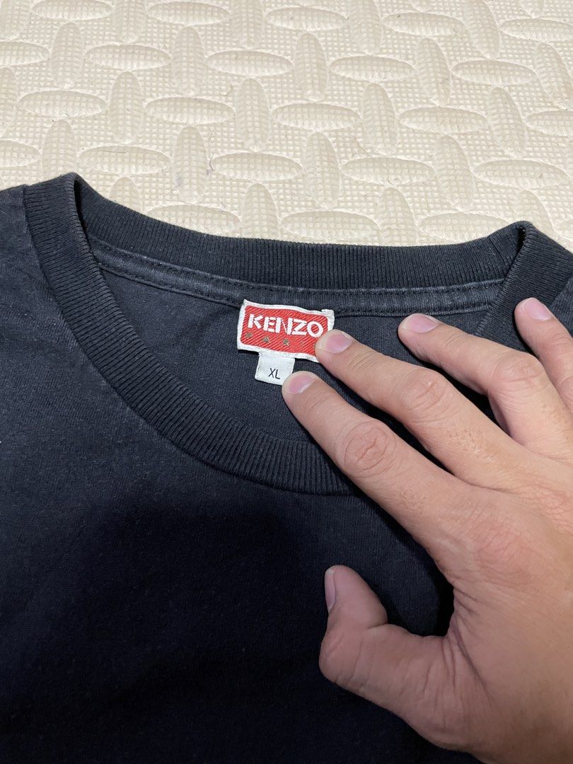 Kenzo x Nego Tiger (Category: Tshirts & Polo Shirts ) located in Cebu City. Submitted by botixc123 (Listing ID 1460125890, Image 3). Description: Size : XL on tag Dimes : 22x30 Issue : 1 super minimal hole (not very noticable) 9/10 color rate Single stitch 500+ SF .