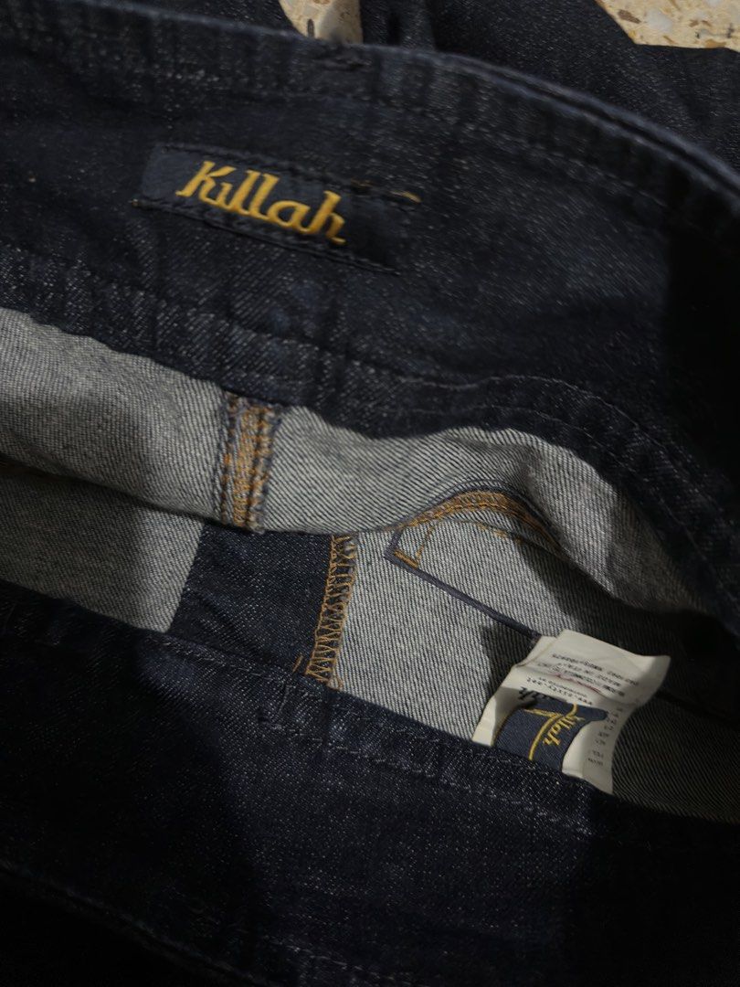 Killah Dark Wash Denim Jeans Size 28 (Category: Jeans) located in Manila. Submitted by jessj30 (Listing ID 1460250596, Image 2). Description: - Brand: Killah - Style: Dark wash denim jeans - Size: 28 - Features: Signature stitching and pocket details - Ideal for: Everyday wear.