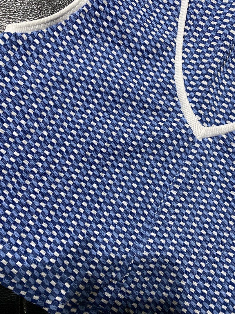 Knitted Crop Top (Category: Sleeveless) located in Pasig City. Submitted by itscoletteannika (Listing ID 1460292650, Image 2). Description: Used once Fits xs - s.