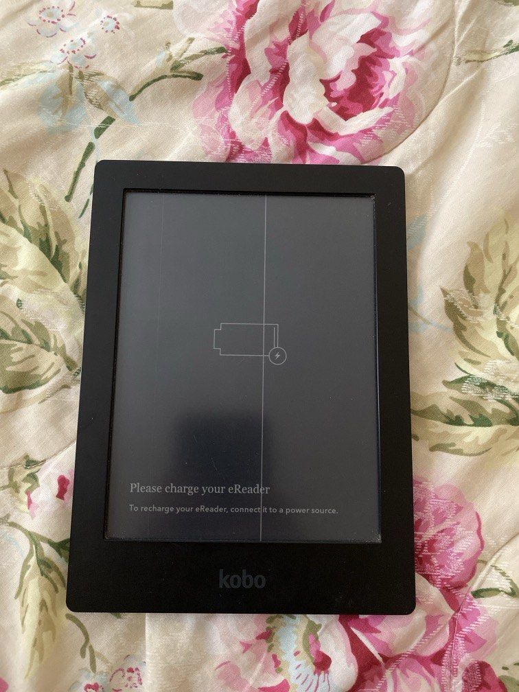 Kobo E-Reader (Category: Other Gadgets) located in Baliuag. Submitted by _niaaanotfound (Listing ID 1460129704, Image 1). Description: Selling my broken kobo e-reader. Unit: Kobo Glo (Model N613) Issues - Won't charge anymore (tried charging it for a day and restarting the power button for 20-30 secs, nothing happened) - Has a white line on the screen (likely due to screen damage).