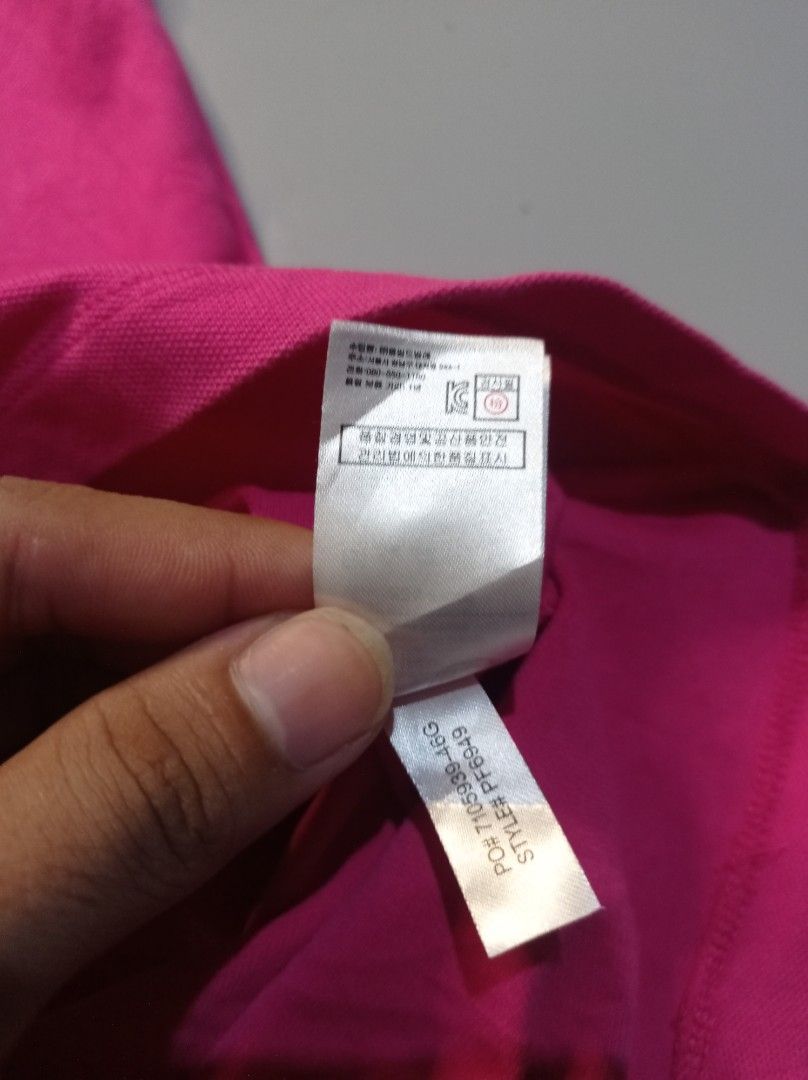 Lacoste (Category: Formal Shirts) located in Manila. Submitted by 1christiannnnnn (Listing ID 1460304111, Image 3). Description: Lacoste Polo Shirt EXCELLENT CONDITION AS NEW✅ COLOR RATE 10/10 ✅ ISSUE NONE / NEED WASH 17 WIDTH 25 LENGTH.