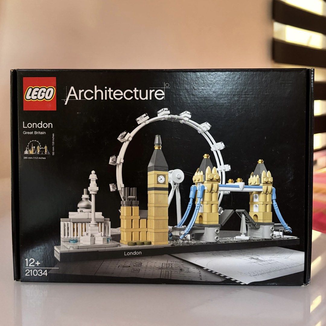 LEGO Architecture London 21034 Building Set (Category: Lego & Building Sets) located in Mandaluyong City. Submitted by elleguh (Listing ID 1460292564, Image 1). Description: Pickup: Bacoor, Cavite.