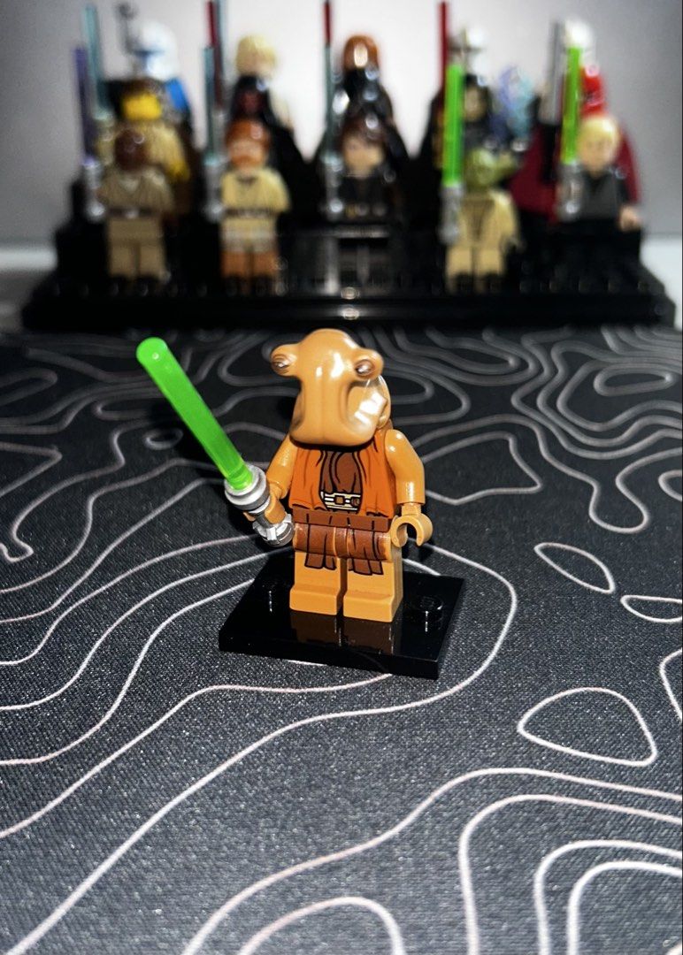 LEGO Star Wars - Ithorian Jedi Master - sw0570 (Category: Lego & Building Sets) located in Bulacan. Submitted by dm07_ (Listing ID 1459802272, Image 1). Description: ✅ Authentic ✅ Good Condition .