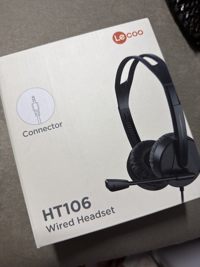 Lenovo Lecoo HT106 Headset (Category: Headphones & Headsets) located in Paranaque City. Submitted by beetchrice (Listing ID 1460302045, Image 1). Description: Brand new and never been used Loc for meet up: Paranaque / Las Pinas / BGC MOP : Bank transfer or Gcash MOD : Meet up / Lalamove / JNT.