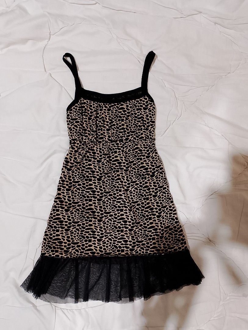 Leopard Mini Dress (Category: Dresses) located in Caloocan City. Submitted by geliethrift_26 (Listing ID 1460272637, Image 1). Description: size small shipping thru j&t ^^.
