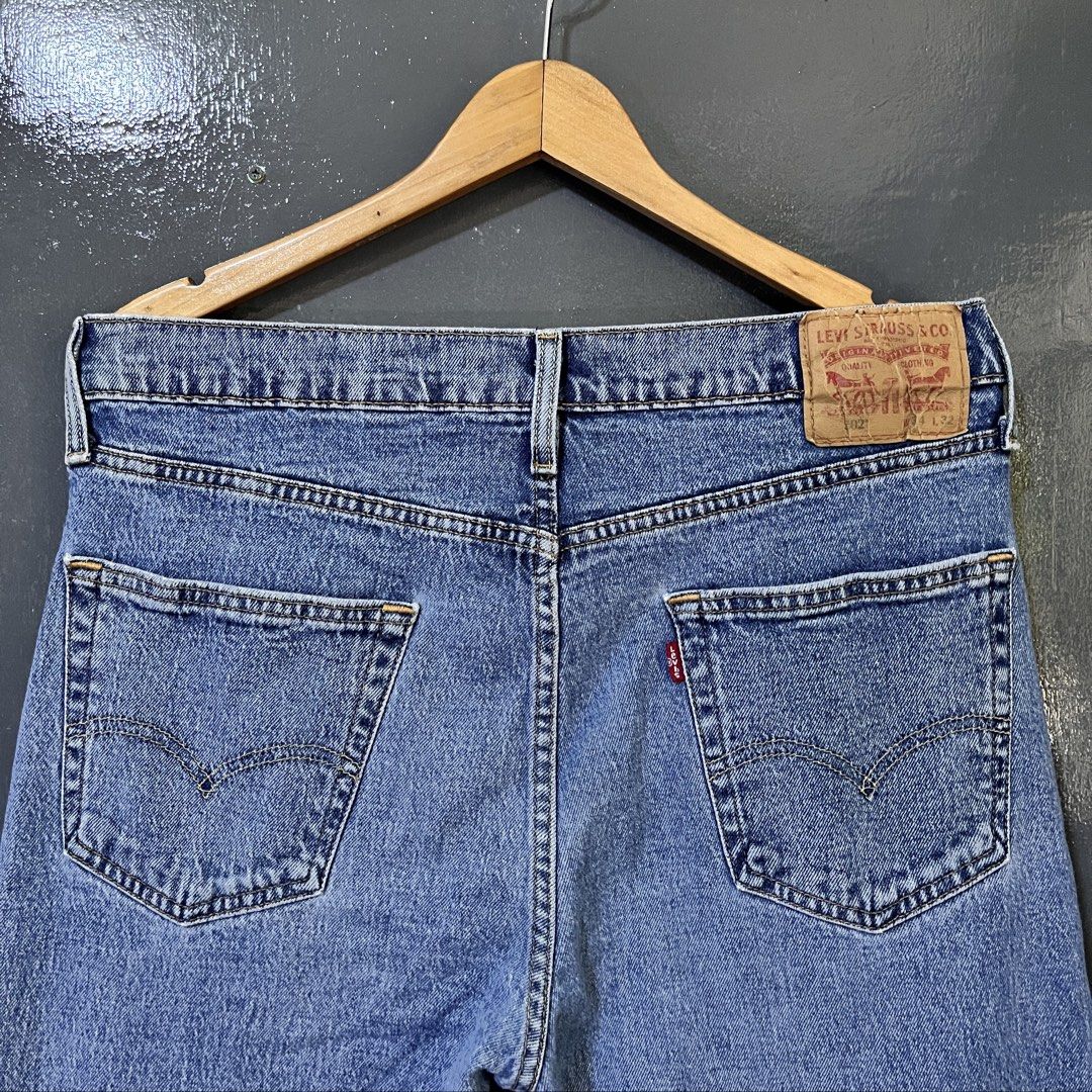 Levis 502 Straight Cut (Category: Jeans) located in Manila. Submitted by thrift-thrift00 (Listing ID 1460210422, Image 3). Description: Levis 502 Authentic! Waist: 34 Length: 43 700.