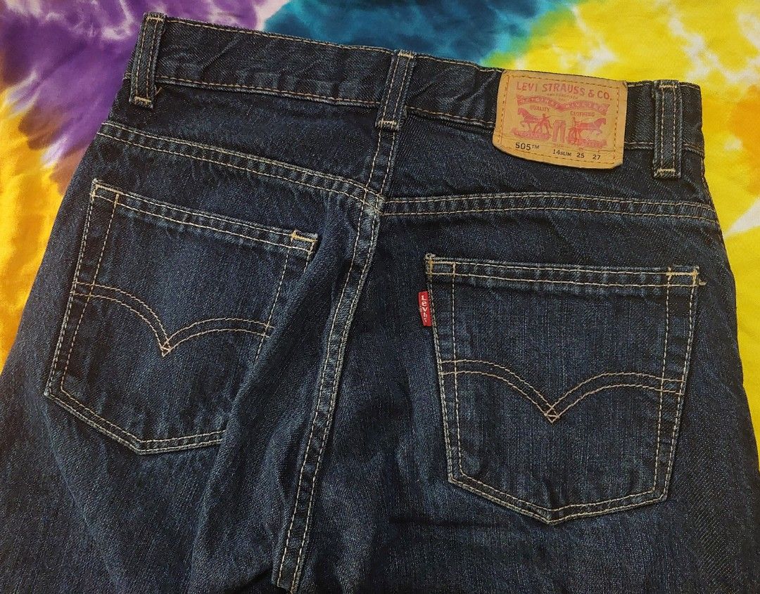 Levi's 505 Denim (Category: Babies & Kids Fashion) located in Davao. Submitted by juanmigz.ph (Listing ID 1460275663, Image 3). Description: Levi's 505 Denim (Kids/Youth) Good as New ✅️ *Straight Cut Zip-Fly* size: 25 W Tape Measurement: Waistline: 25-27 W Outseam: 37.5 L Inseam: 28 L Hem: 7 inch Width Php 650.00 PM for more Inquiry 😁....
