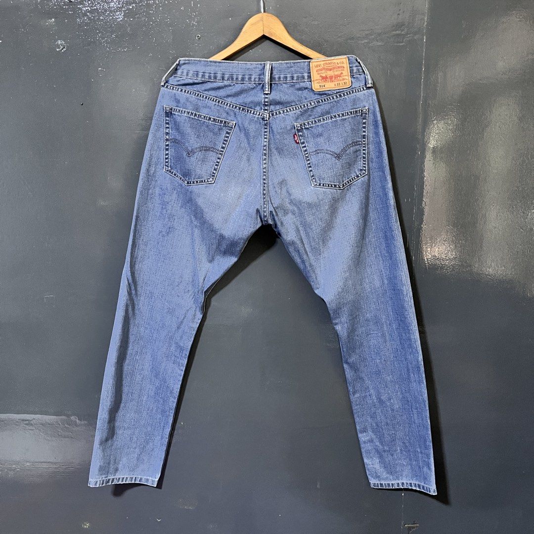 Levis 514 Straight Cut (Category: Jeans) located in Manila. Submitted by thrift-thrift00 (Listing ID 1460210839, Image 1). Description: Levis 514 Authentic! Waist: 33 Length: 38 700.