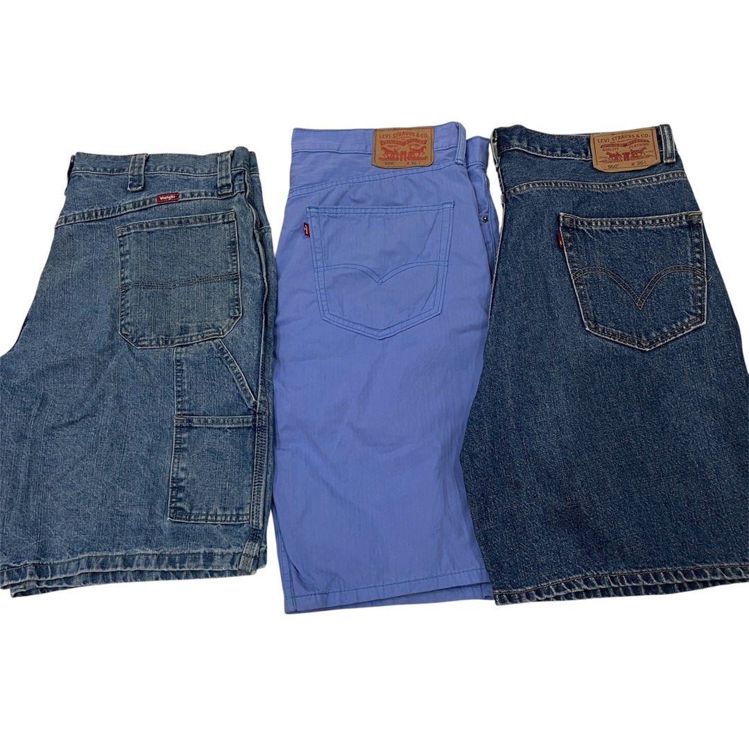 Levis & Wrangler Carpenter Short Size 36 (Category: Announcements) located in Marikina City. Submitted by aalibabyy (Listing ID 1460167214, Image 1). Description: TAKE ALL FOR ONLY ₱2,000 FREE SHIPPING! SIZE 36 ALL EXCELLENT CONDITION NO ISSUE WASH AND READY TO WEAR.