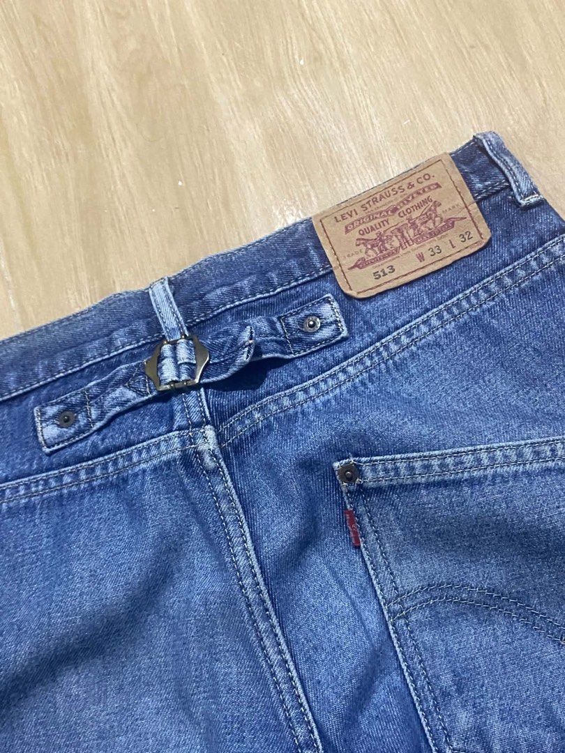 LEVIS BACK BUCKLED JEANS (Category: Jeans) located in Davao. Submitted by namiswan_arnne (Listing ID 1460290966, Image 2). Description: Waist:33 Length:40 Leg Opening:9 No issue. .
