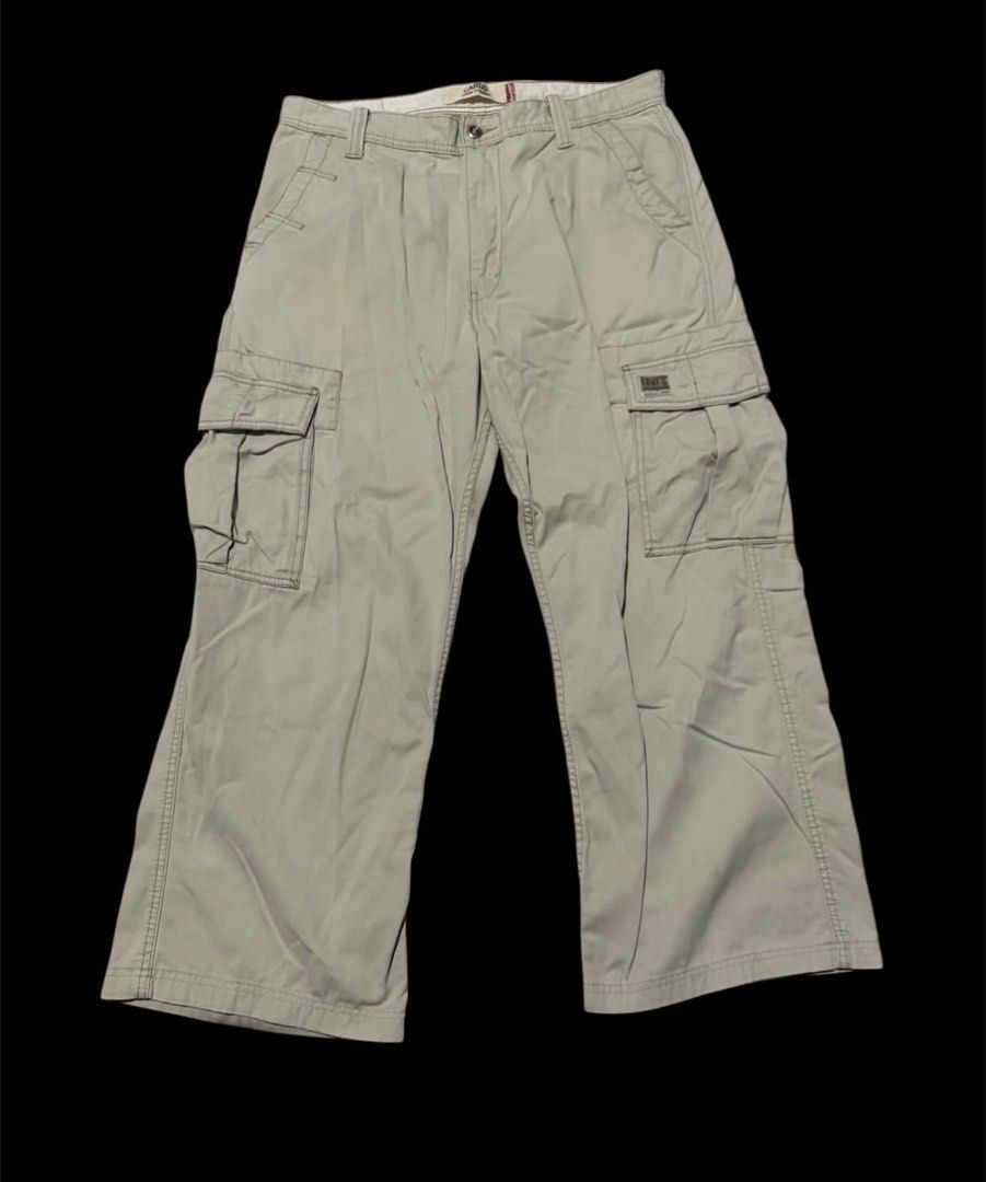 Levi’s Cargo pants workwear (Category: Jeans) located in Las Pinas. Submitted by thrftmnl. (Listing ID 1460245478, Image 2). Description: Levi’s cargo pants Cream Size: Med-Large Dimes Width: 34-36 Length: 40 Inseam: 27 Leg opening: 11 Issue/s: back pocket (removable) needs wash.