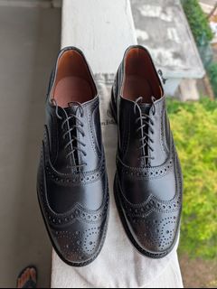 (Category: ) located in . Submitted by oxfords_and_brogues (Listing ID 1460157353, Image 1). Description: .