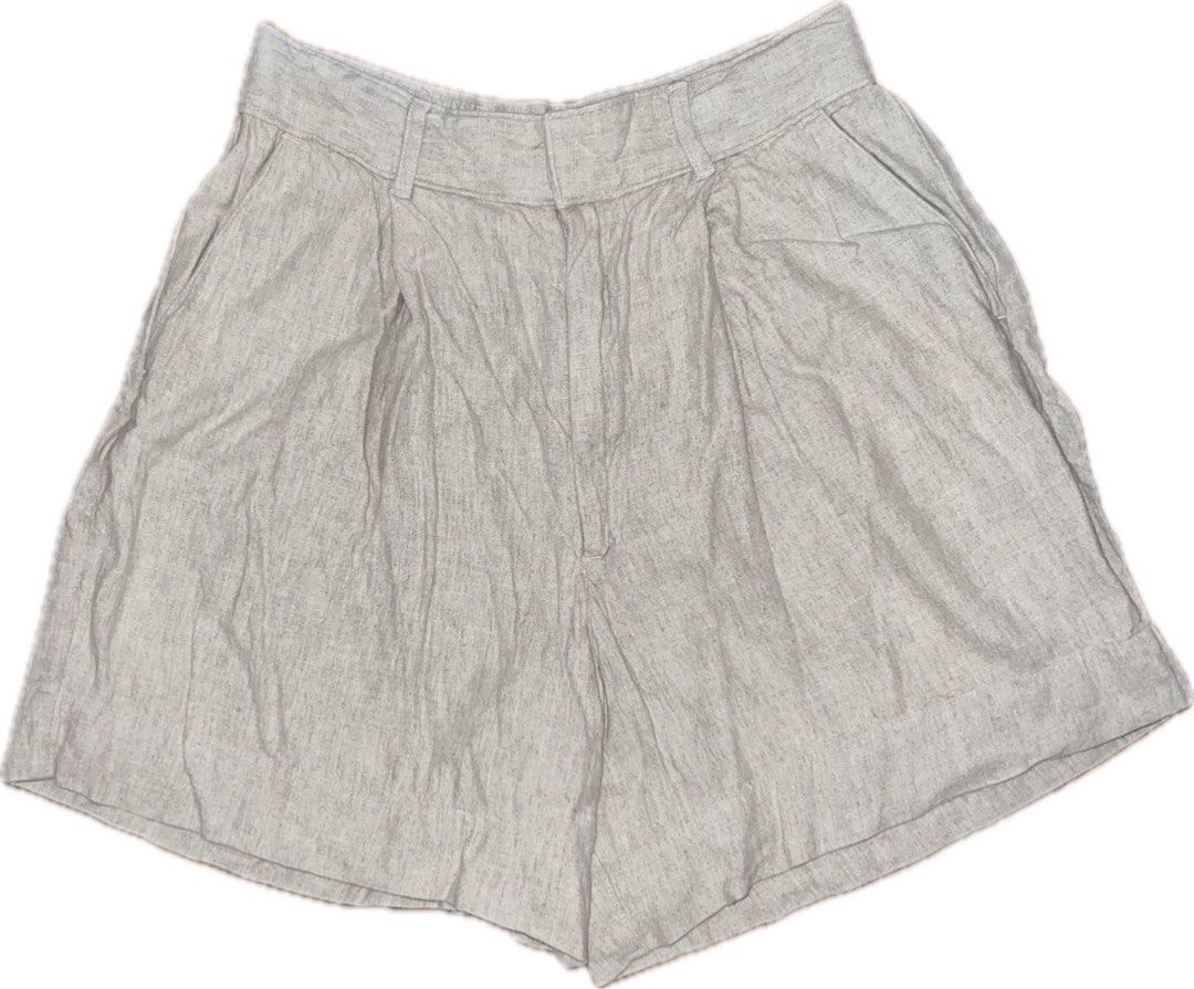 LINEN SHORTS BEIGE NOT ZARA (Category: Shorts) located in Pasig City. Submitted by livebird-217e (Listing ID 1460105880, Image 2). Description: Excellent used, no issues. Soft linen blend Fully lined Beige Waist 27” relaxed (stretchy band can accommodate til 28”) Length 19” Authentic Abercrombie and Fitch USA.